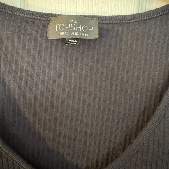 EUC TopShop V-Neck Ribbed Cropper T-shirt, Black, Size 10 Tall - Picture 9 of 15